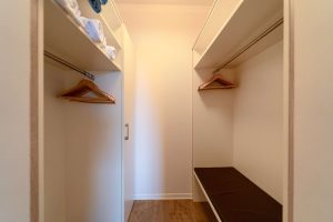 Schlafzimmer + Ankleidezimmer