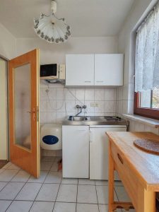 Küche Wohnung links