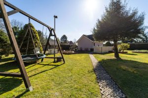 Außenansicht + Garten