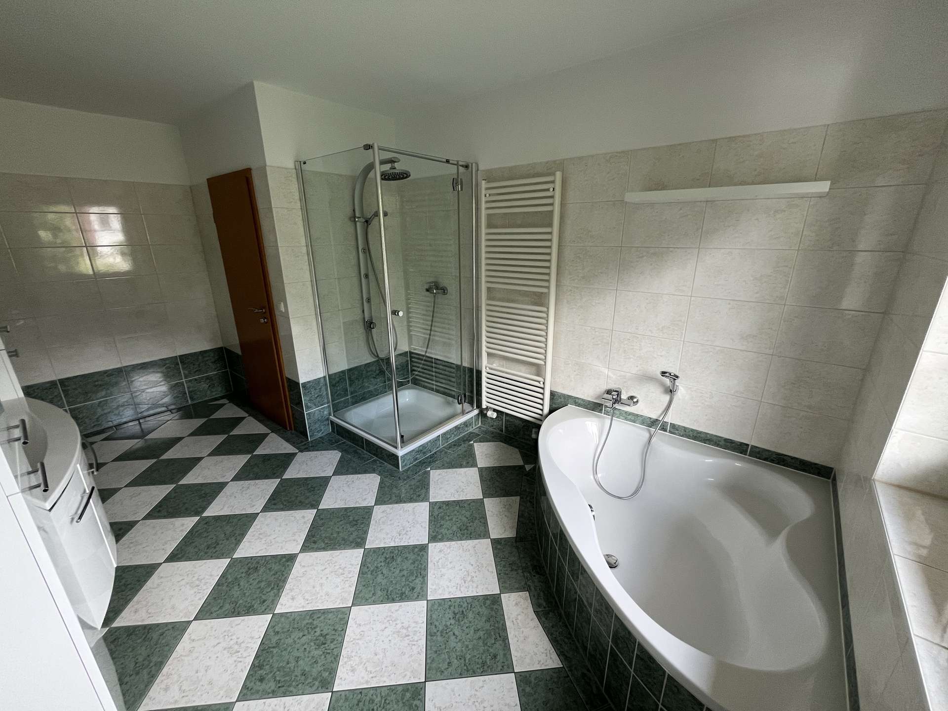 Badezimmer Erdgeschoss
