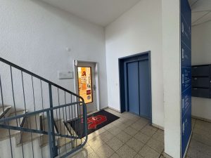 Erdgeschoss Eingang Apotheke