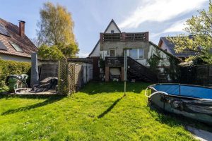 Außenansicht + Garten