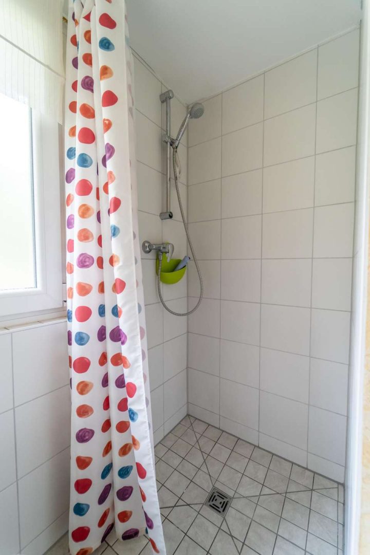 Bad Haus 2