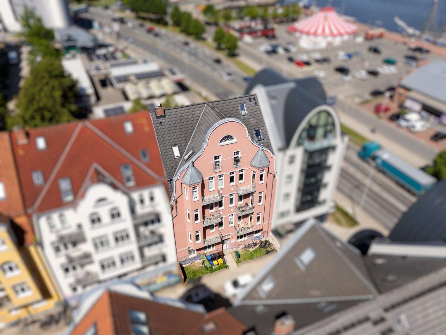 Luftbild Hausvorderseite