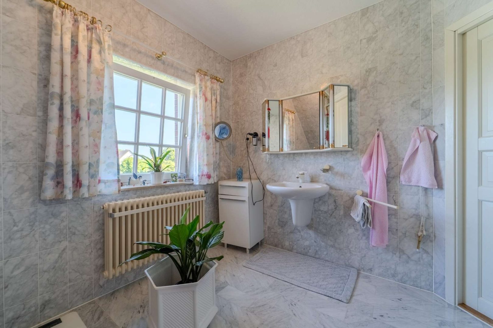 Badezimmer - Dachgeschoss