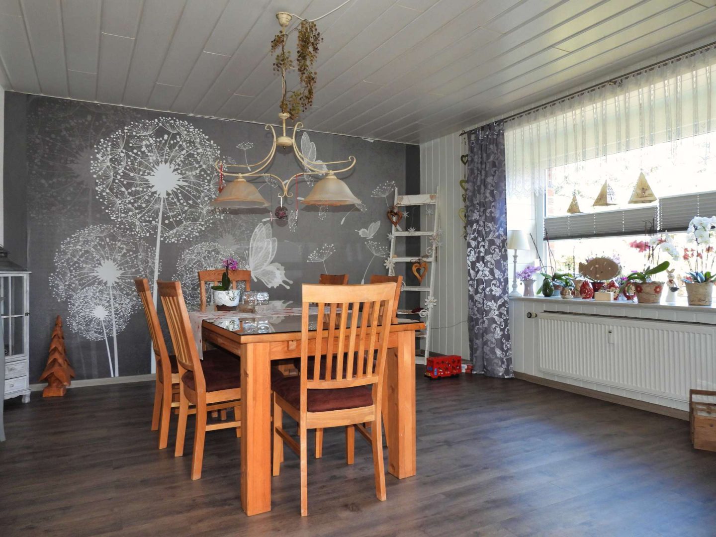 EFH 1 - Wohn-und Esszimmer
