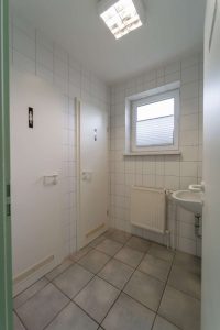 Praxisräume-Sanitärbereich