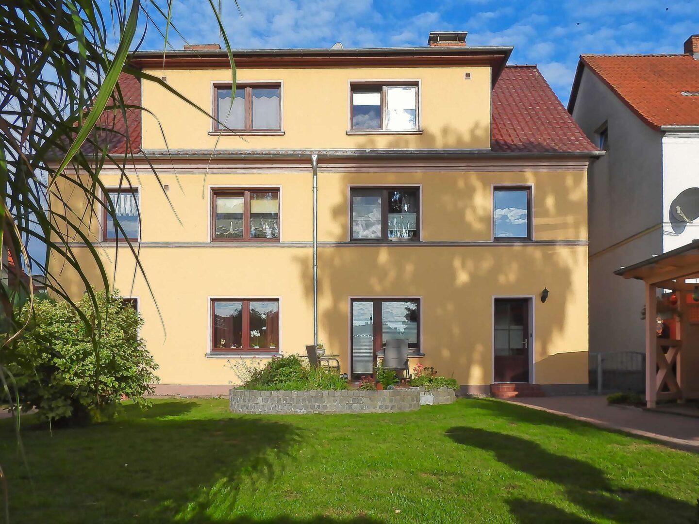 Hausansicht Gartenseite